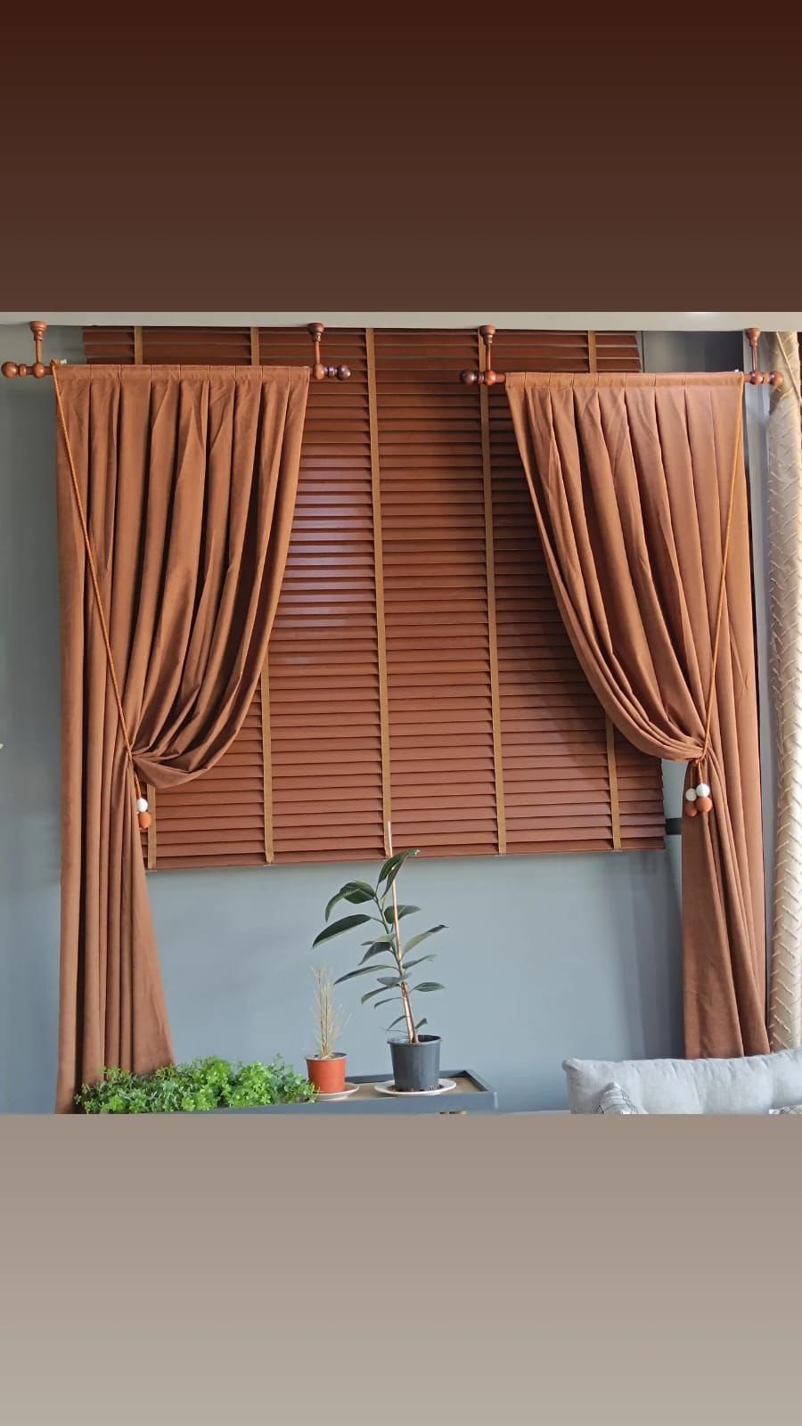 Beyaz tül tek taraflı