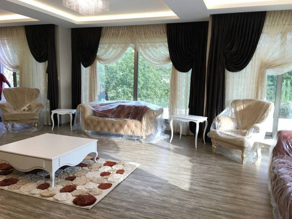 Gümüş gri geleneksel