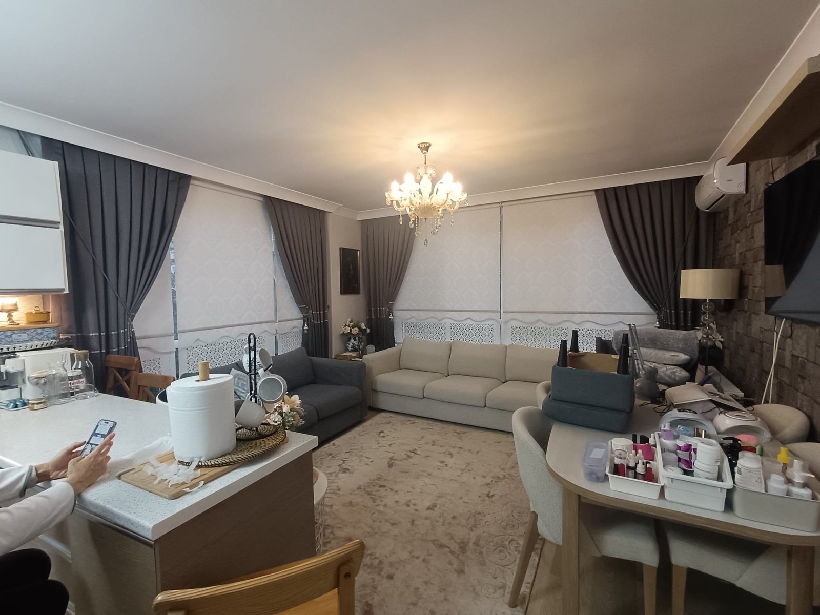 Gümüş lüks drapeli salon