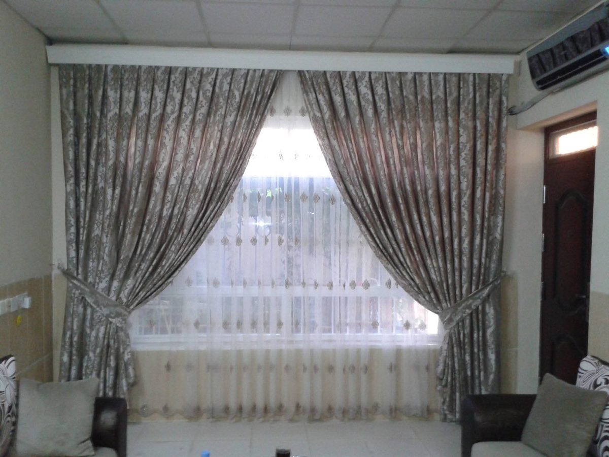 Kahve klasik dantel tül