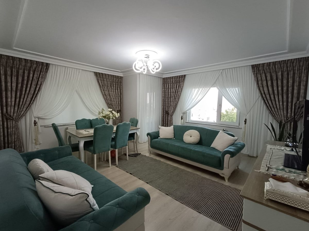 Mavi krem drapeli fon