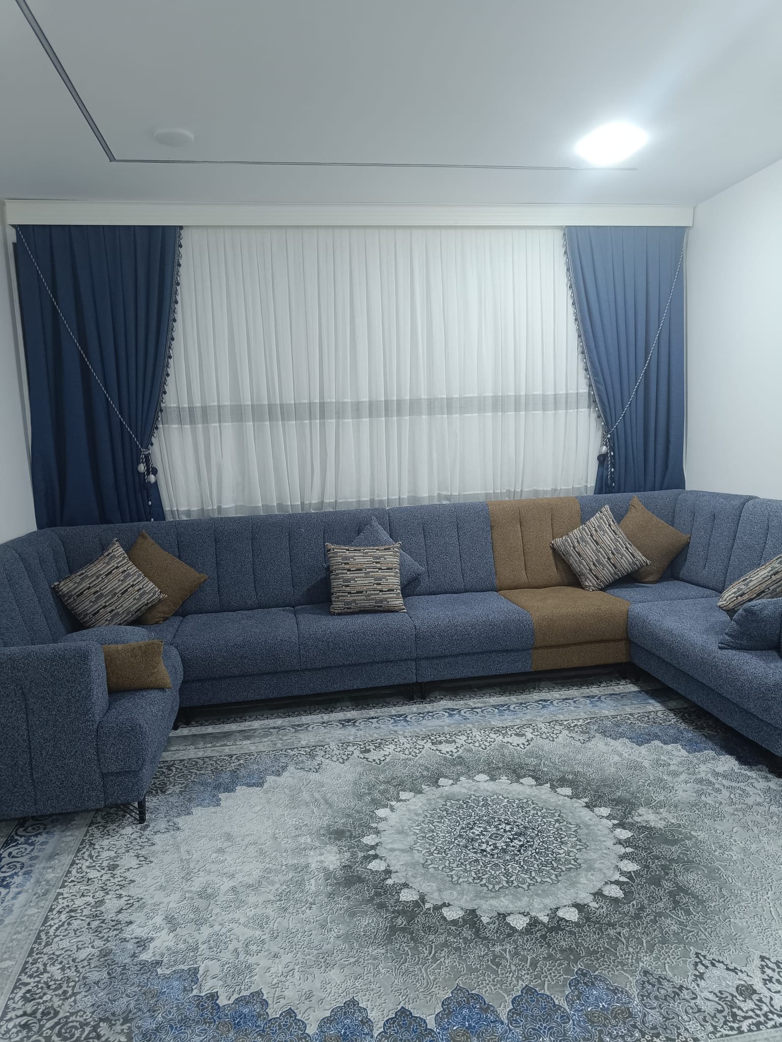 Siyah altın modern premium